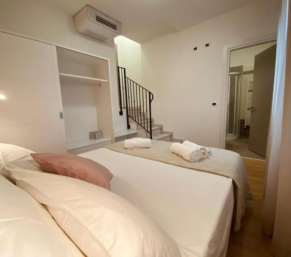 Rimini Bay Suites&Residence 3*,