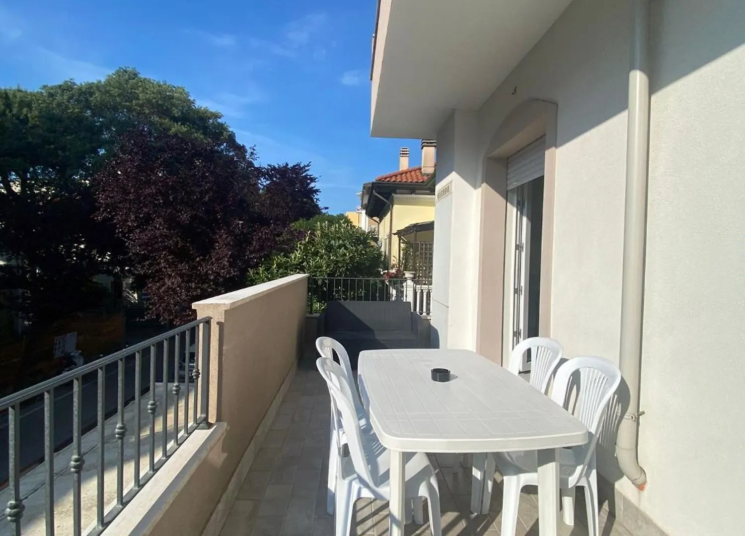 Rimini Bay Suites&Residence