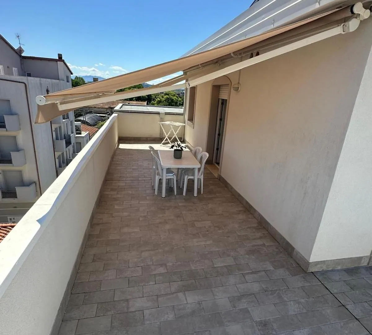 Rimini Bay Suites&Residence Апарт-отель