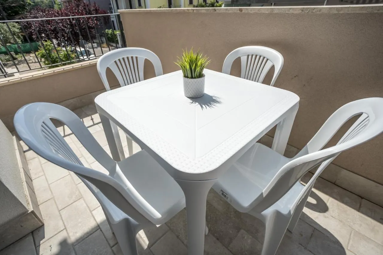 Rimini Bay Suites&Residence Aparthotel